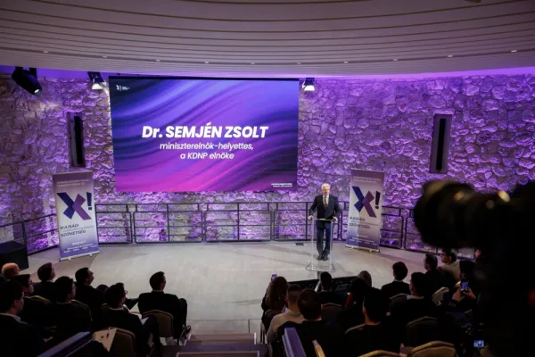 Semjén Zsolt az IKSZ küldöttgyűlésén